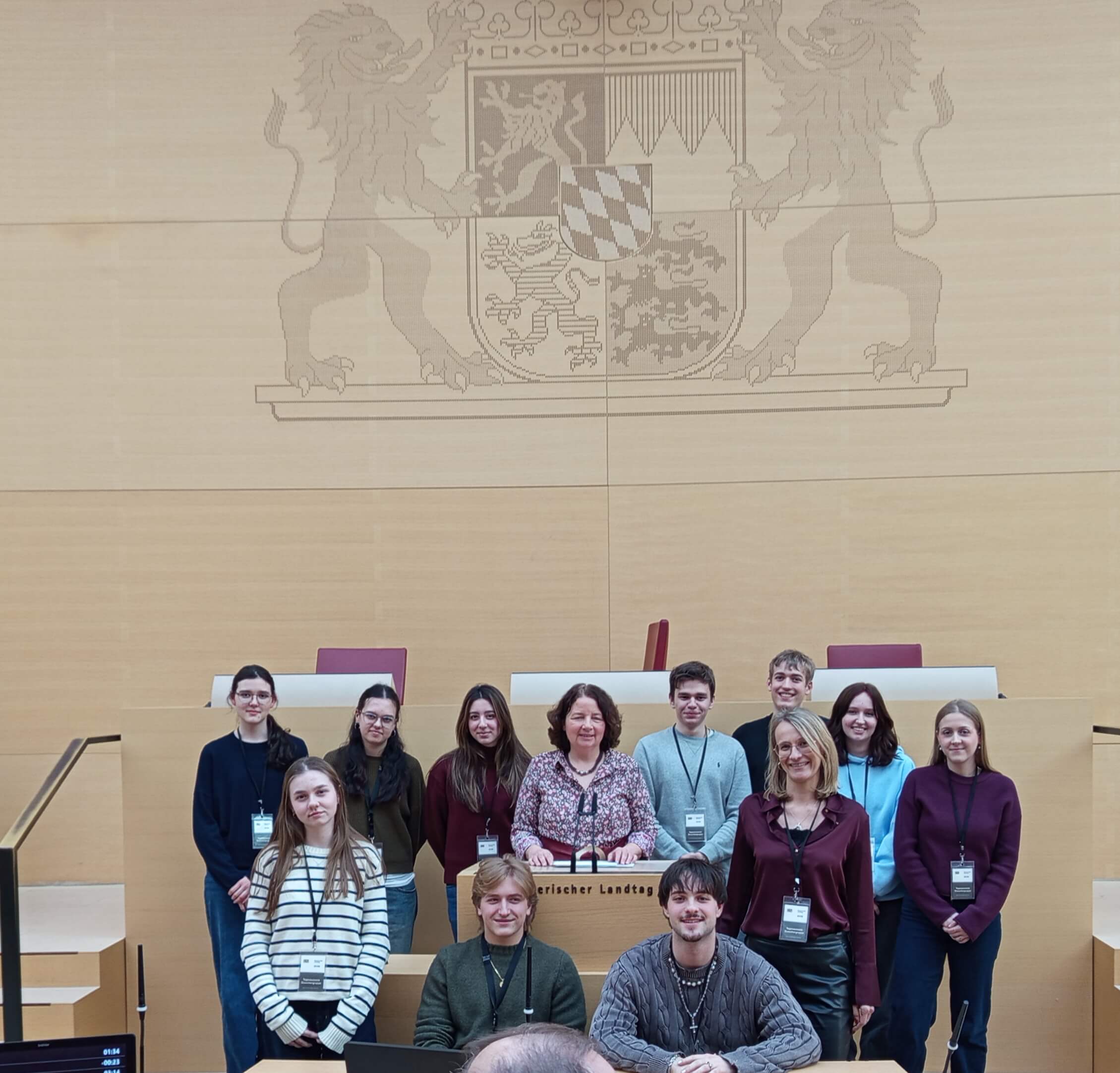 Das Leistungsfach PuG erkundet den Landtag